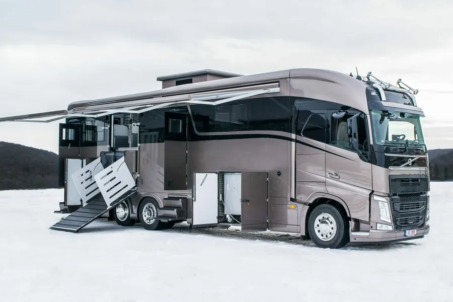 Campers & Motorhomes